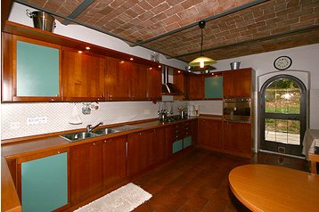 Italie Privát Sassetta, Extérieur